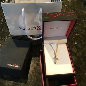 14 K gold necklace with cross